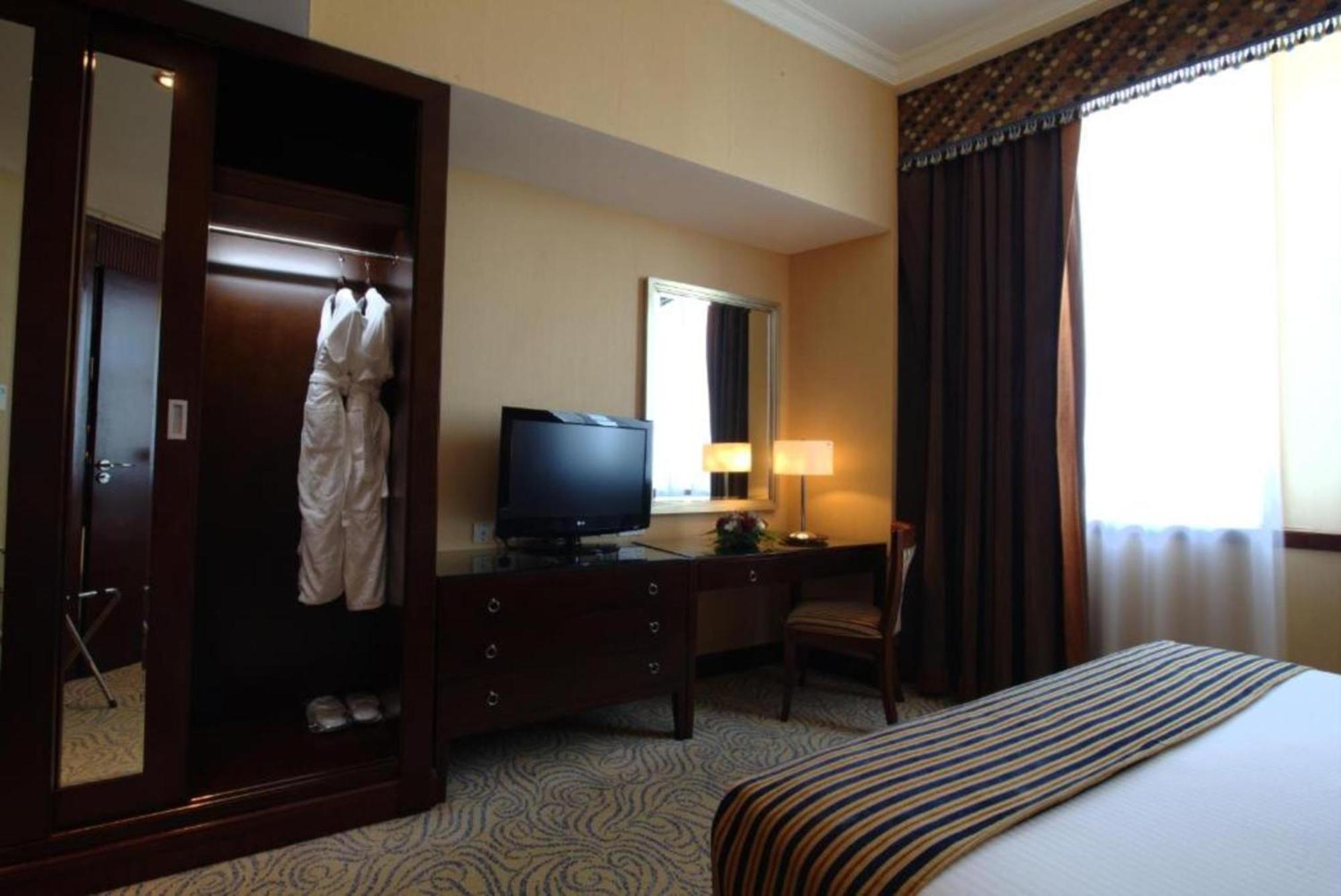Concorde Hotel Near Exhibition Center By Palette Resorts フジャイラ エクステリア 写真