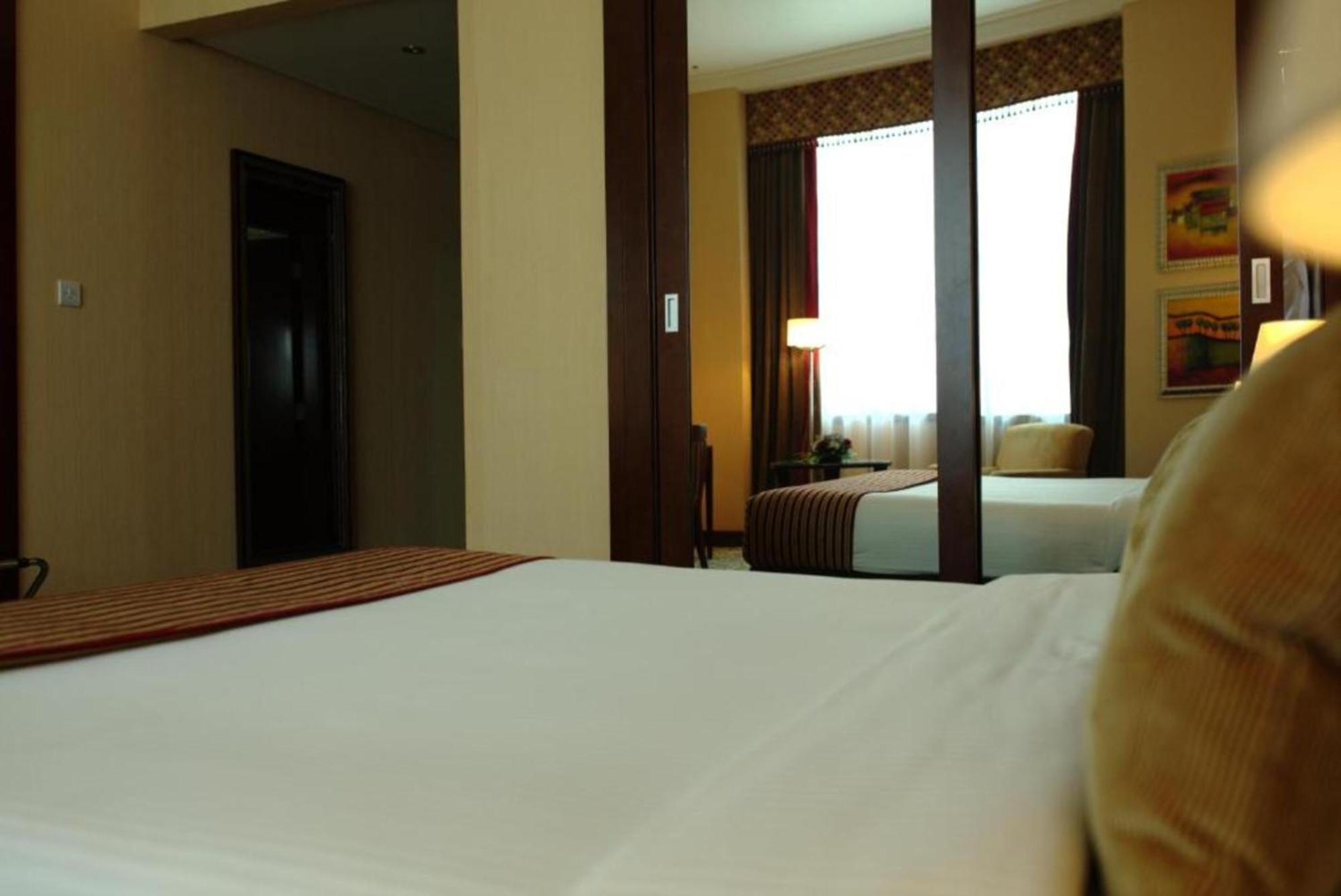 Concorde Hotel Near Exhibition Center By Palette Resorts フジャイラ エクステリア 写真