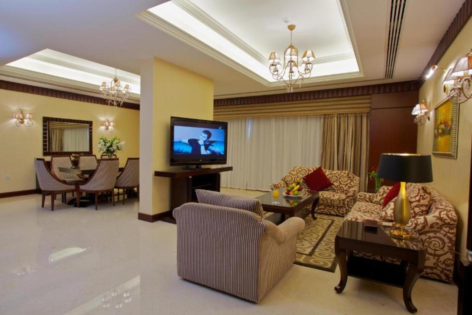 Concorde Hotel Near Exhibition Center By Palette Resorts フジャイラ エクステリア 写真